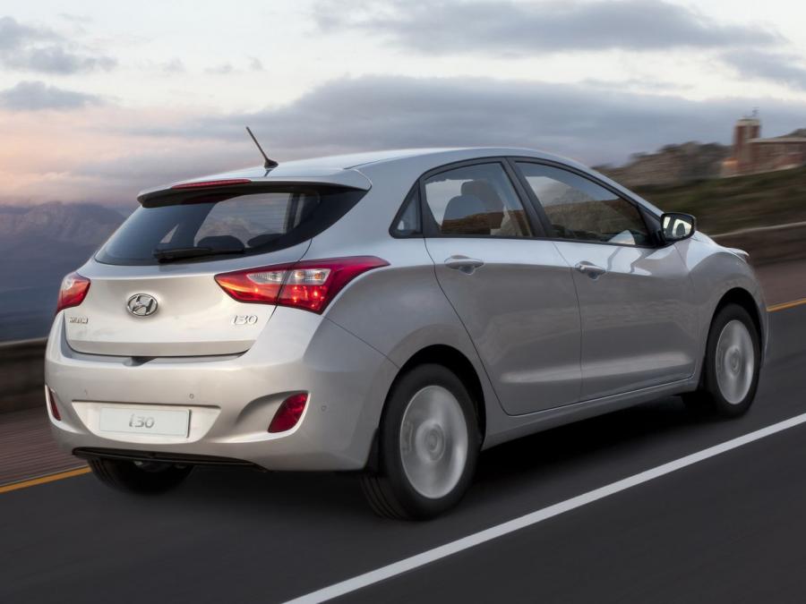  Hyundai i30 5-Door 2012 года  (ZA) (фото 2 из 8)